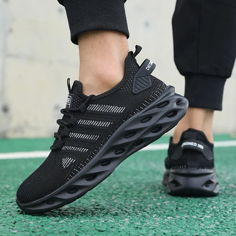 Breathable Men's Running Shoes Lightweight Men's Sports Shoes Non-slip Casual Sneakers Lace-up Comfortable Lining Walking Shoes