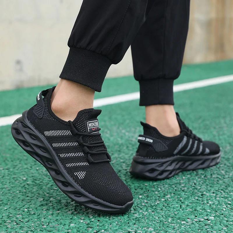 Breathable Men's Running Shoes Lightweight Men's Sports Shoes Non-slip Casual Sneakers Lace-up Comfortable Lining Walking Shoes