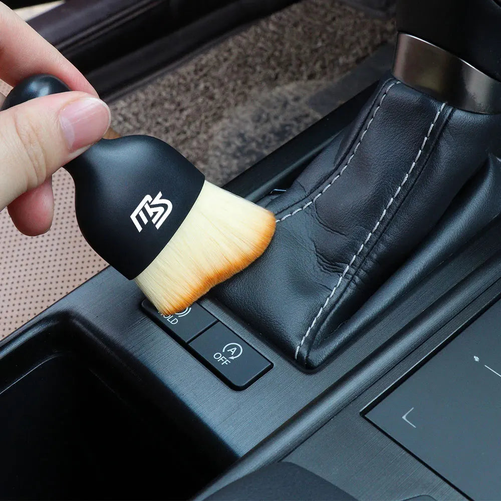 Car Interior Cleaning Brush Center Console Grille Cleaner Tool Air Outlet Dust Brush For Mazda MS 3 CX-8 Axela Atenza Demio CX-5